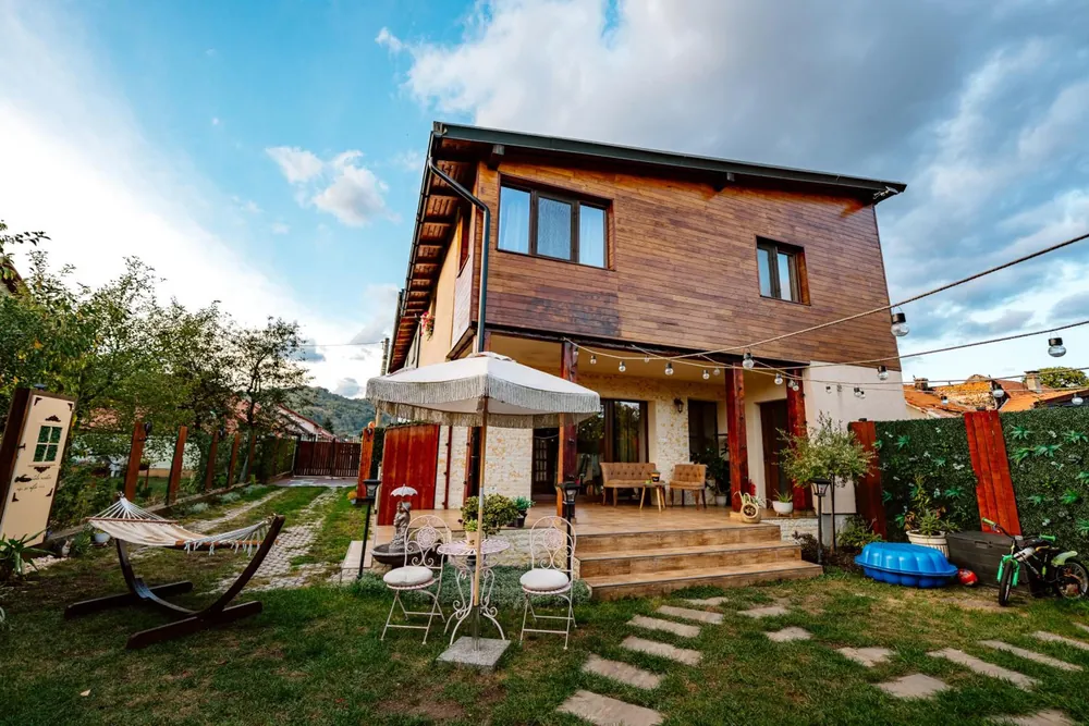 Casa și grădina, ziua